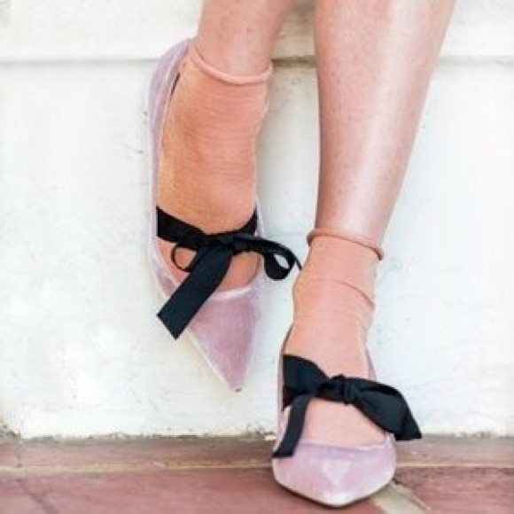 J. Crew Shoes - 🎀 J. Crew Avery Velvet Pumps with Bow